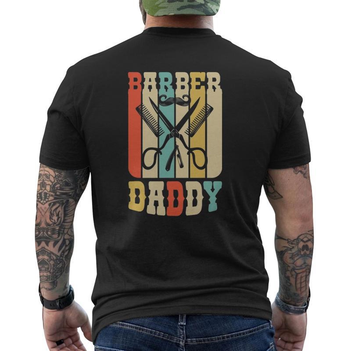 Vintage Barber Shop Daddy Barbers Dad Father’s Day Mens Back Print T-shirt