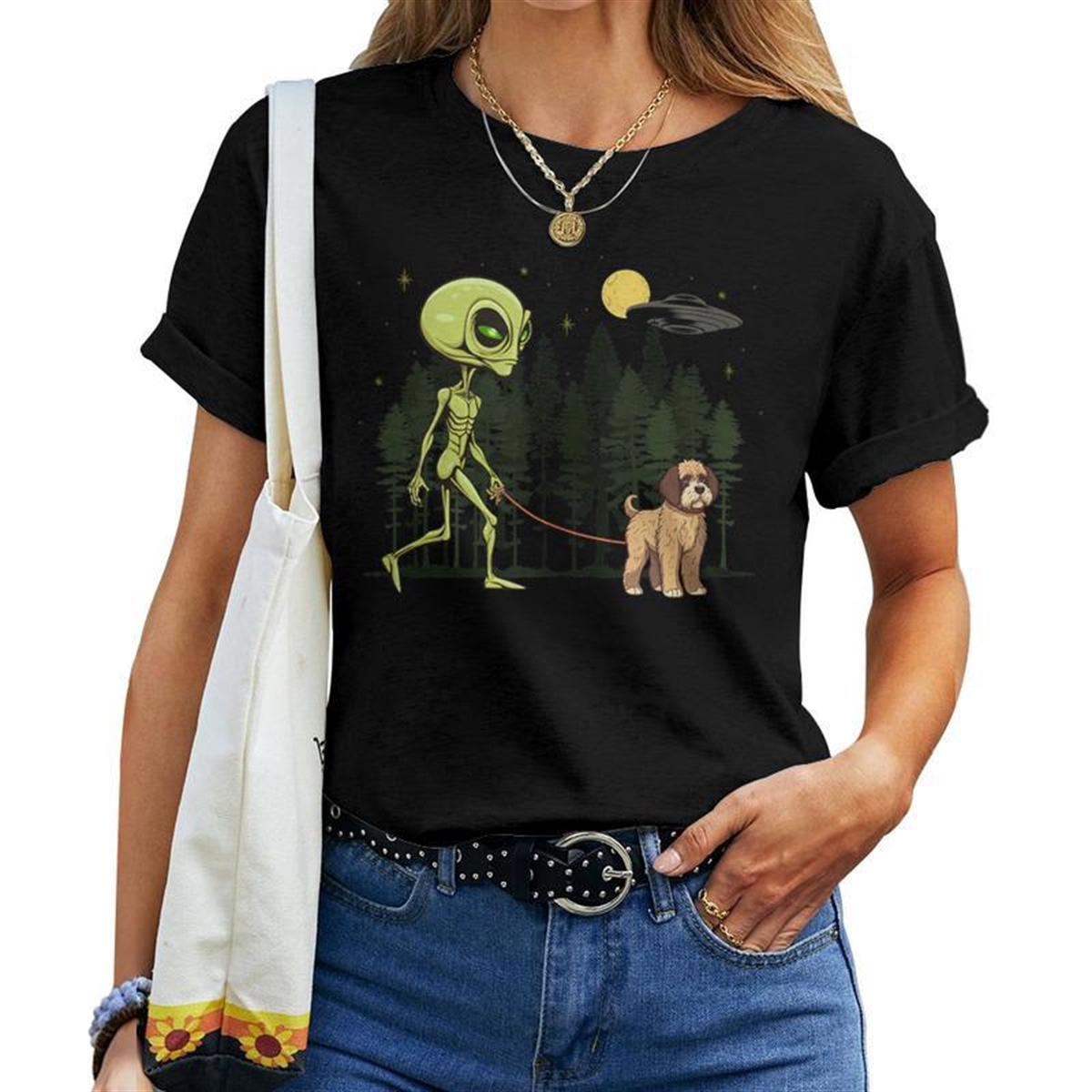 Boxerdoodle Alien Walking Ufo Pet Dog Mom Dad Women T-shirt