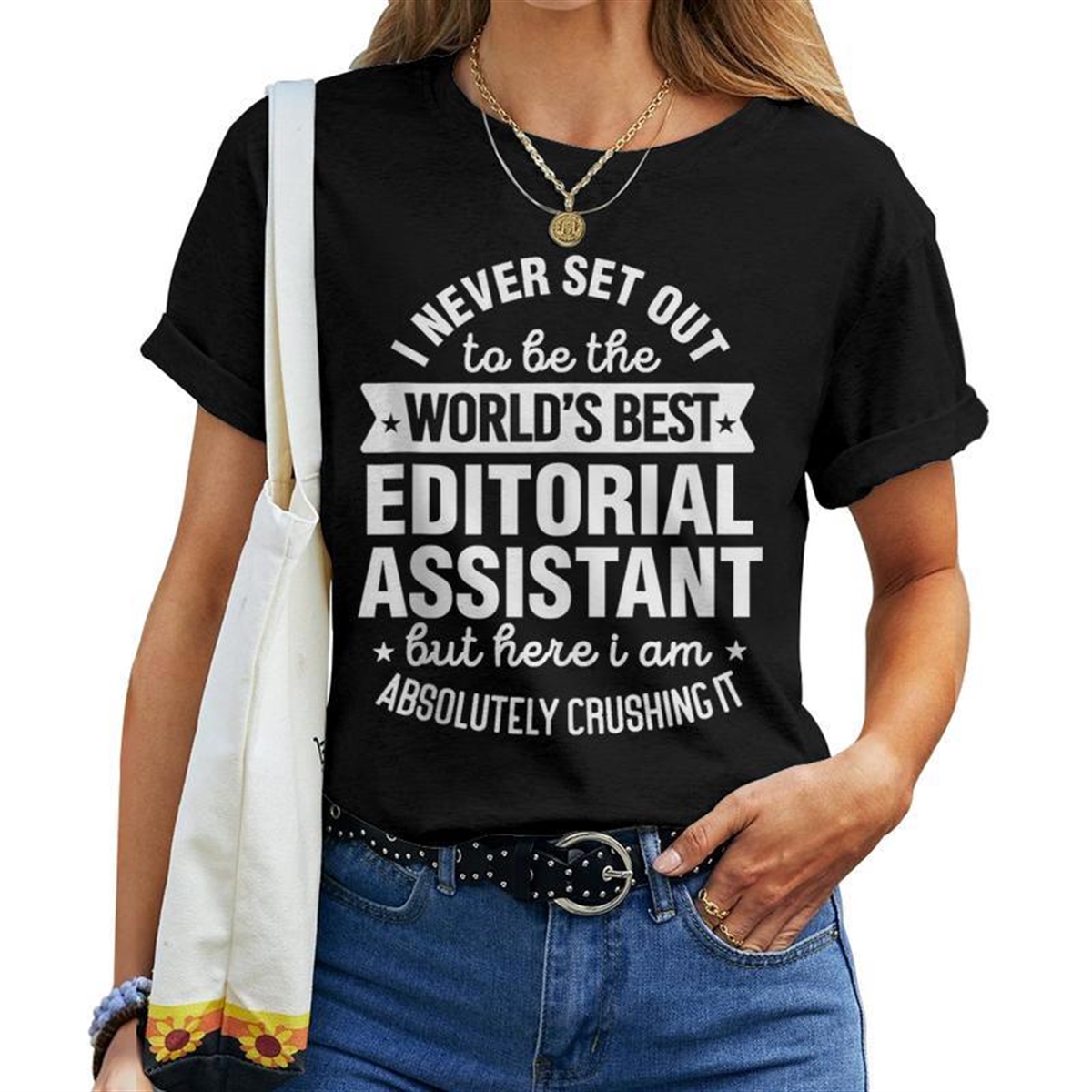 World Best Editorial Assistant Mom Dad Women T-shirt